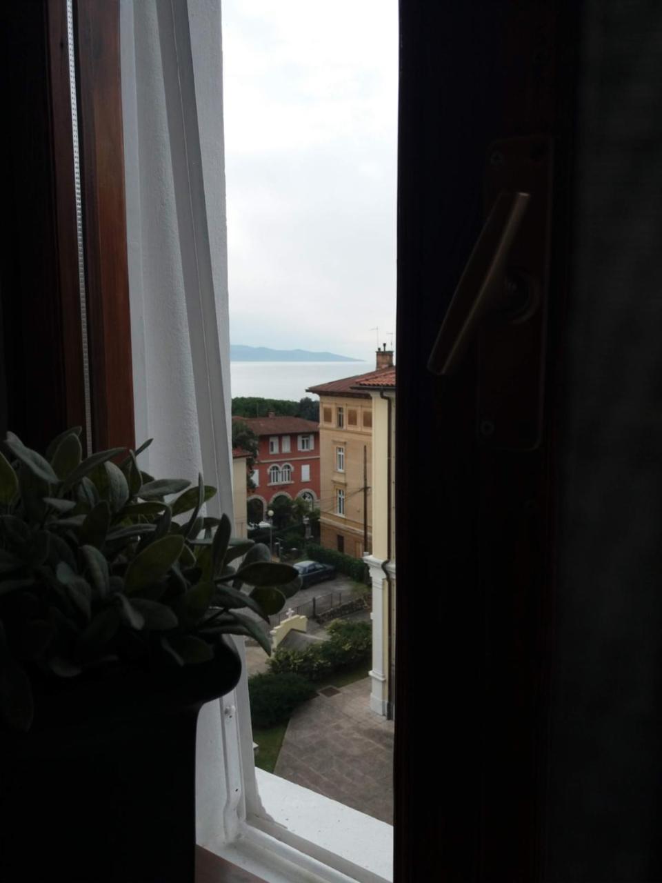 Apt Tennis Prime Location, Parking, Near Beach, Self Check-In Apartment Opatija Ngoại thất bức ảnh