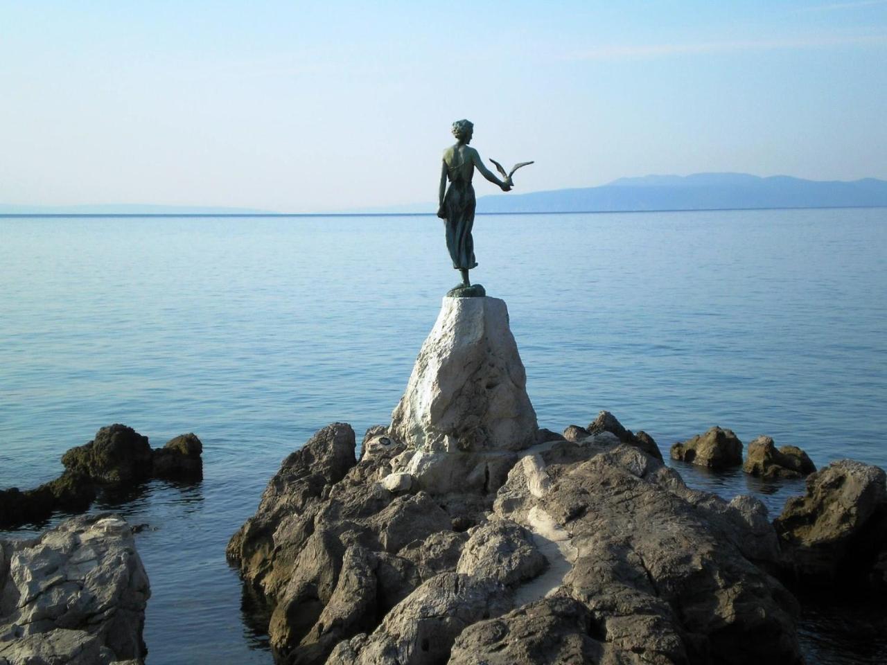 Apt Tennis Prime Location, Parking, Near Beach, Self Check-In Apartment Opatija Ngoại thất bức ảnh